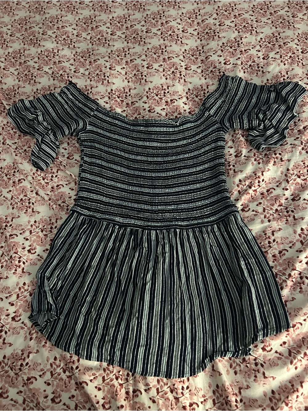 Maurice’s striped blue babydoll top 2010s style size XS